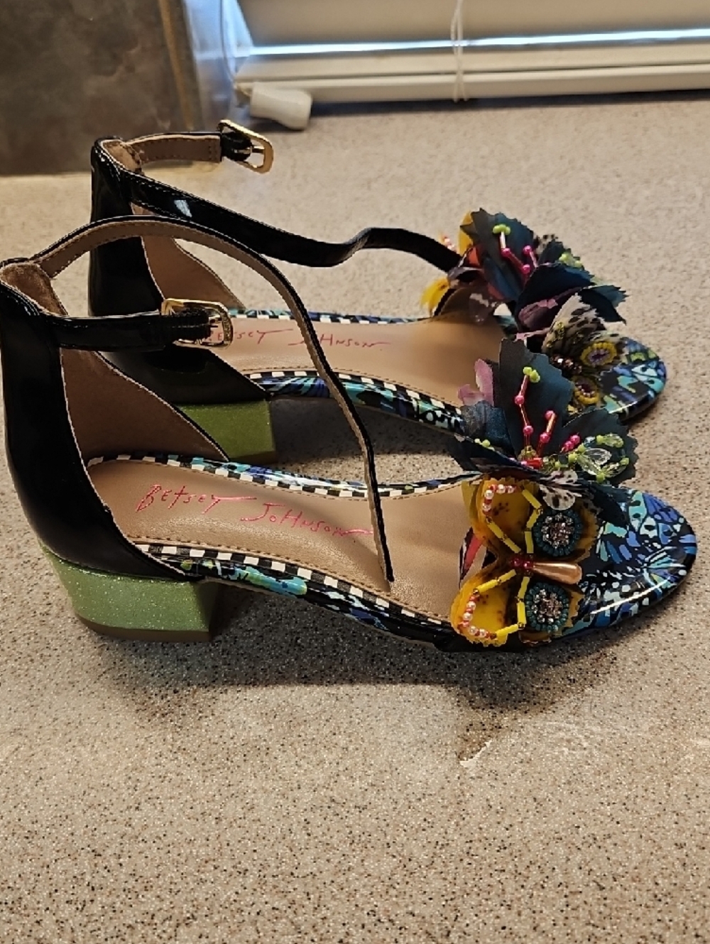Betsey Johnson Pippy sandals girls size 13 - Picture 2 of 8